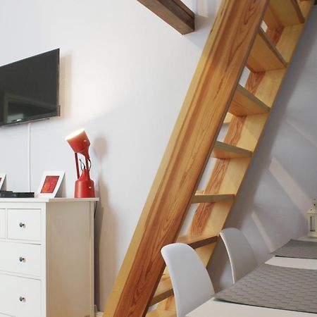 Noctis Apartment Chmielna Варшава Экстерьер фото